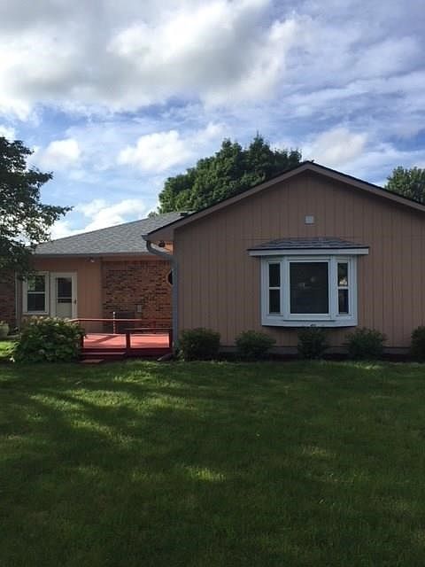 2nd image of 529 Pioneer Dr