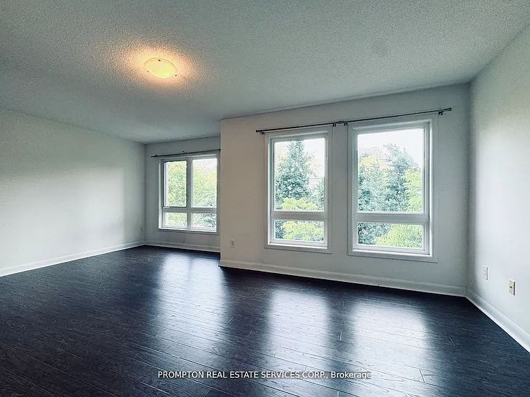 19 Anndale Dr #Townhouse 10 — Photo 6