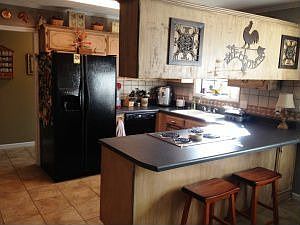 4th image of 429 Lakeover Dr W