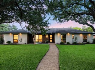 4332 Royal Ridge Dr, Dallas, TX 75229