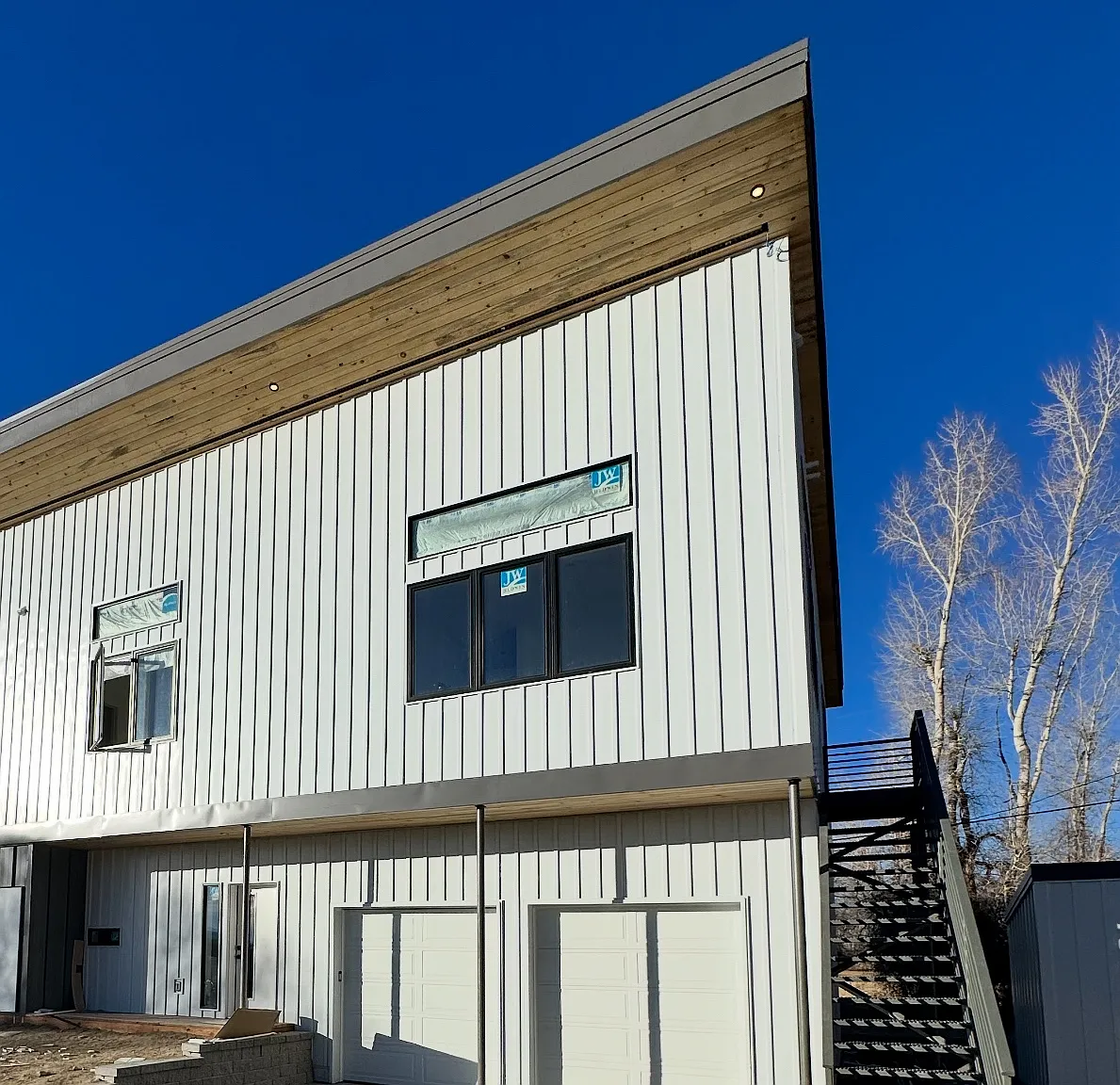 2054 N Highway 135 — Photo 2