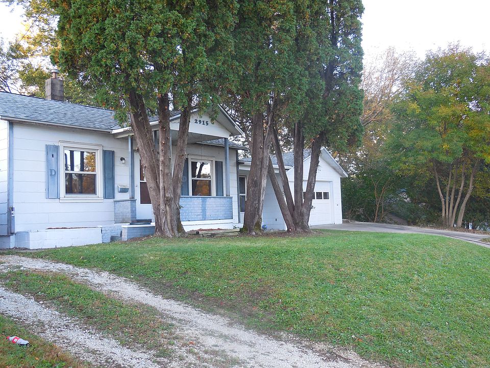 1st image of 2915 W 49th St