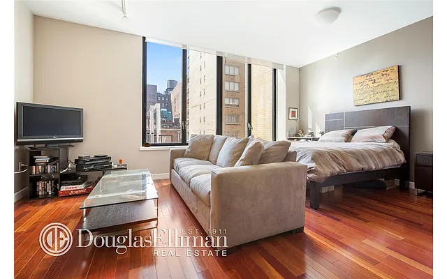 Sold by Douglas Elliman | media 2