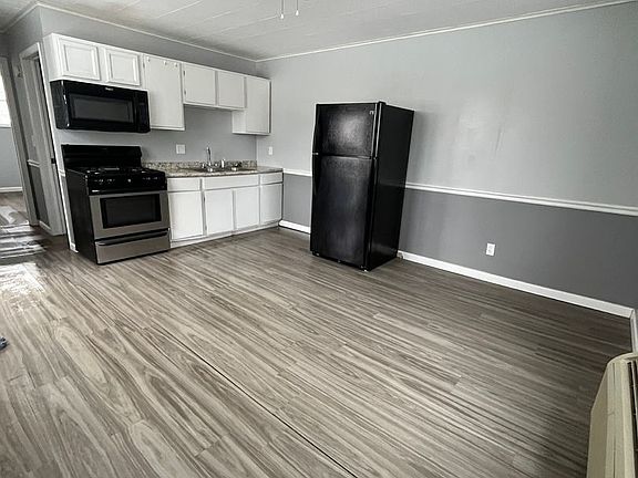 5th image of 200 South St #A