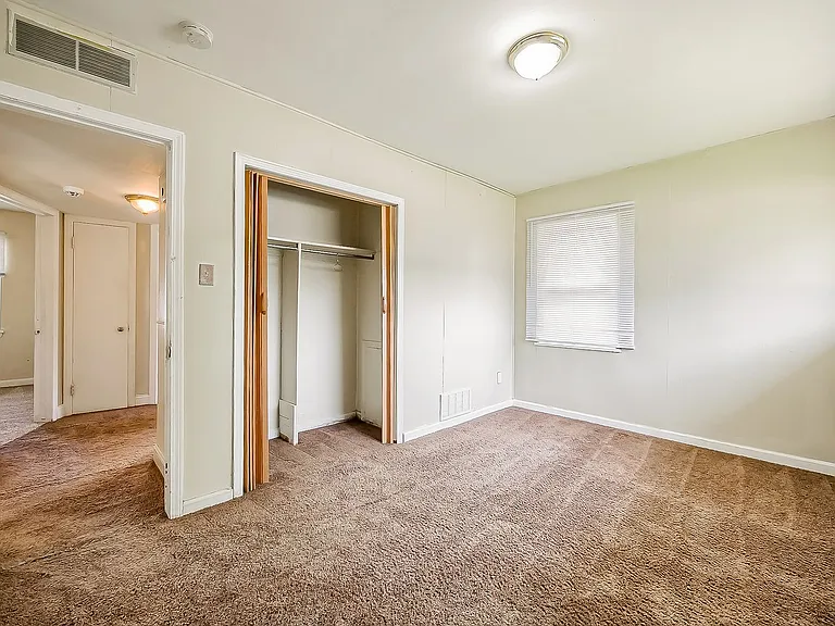 1147 E Brockton Ave — Photo 14