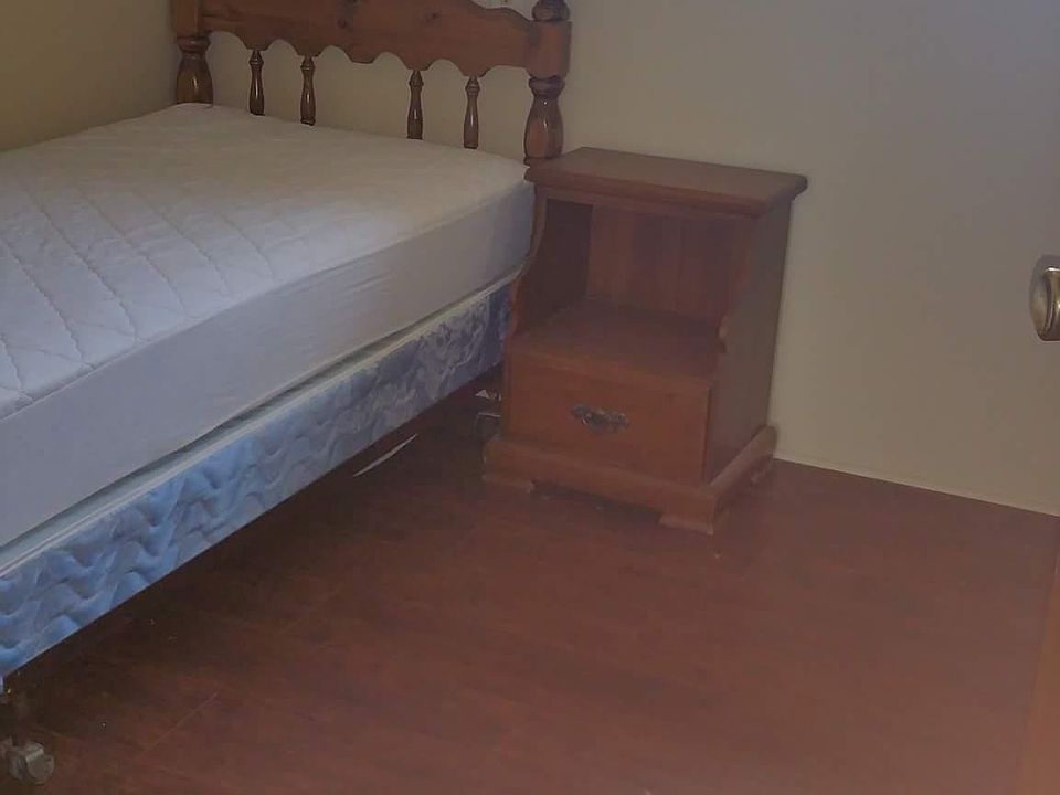 2nd image of 30 Camden St