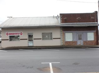 125 S Main St, Adairville, KY 42202