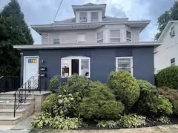 425 Elmora Ave Floor 2, Elizabeth, NJ 07208