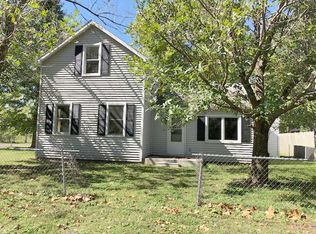 600 Grand Ave, Saint David, IL 61563