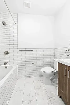 Rented by Freestone Property Group | media 10