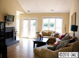 6402 Foxhunt Rd, Indian Trail, NC 28079