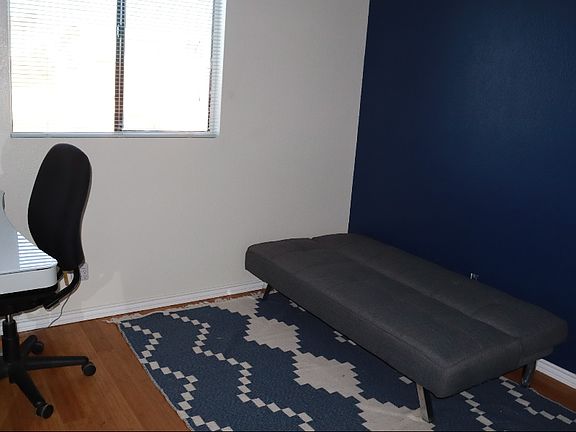 4th image of 8901 W Cambridge Ave