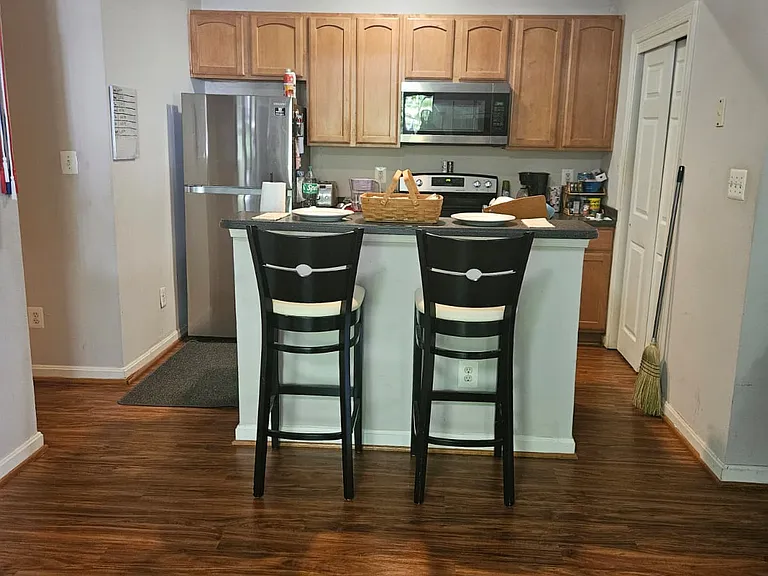 12152 Penderview Ter #1301 — Photo 7