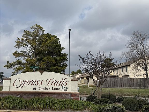 2nd image of 3219 Forestbrook Dr