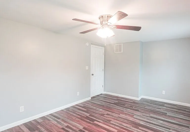 55 Peachtree Dr — Photo 12