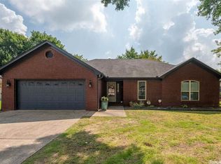 8 Jonathan Dr, Conway, AR 72032