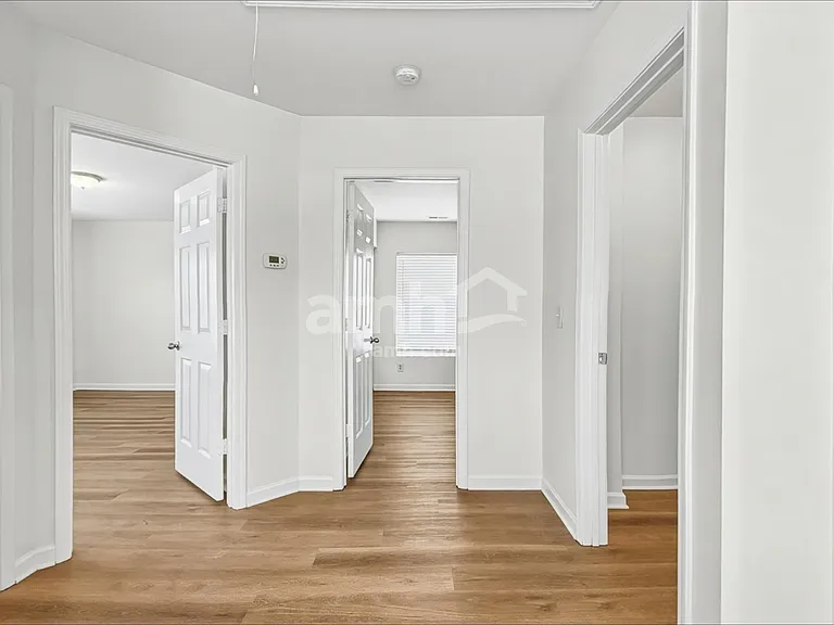 416 Magna Dr — Photo 9