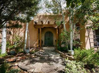 44 Chisholm Trl, Santa Fe, NM 87506