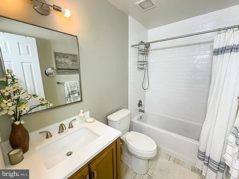 9707 Quiet Brook Ln — Photo 27