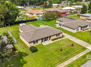 522 W Amanda Ave, Foley, AL 36535