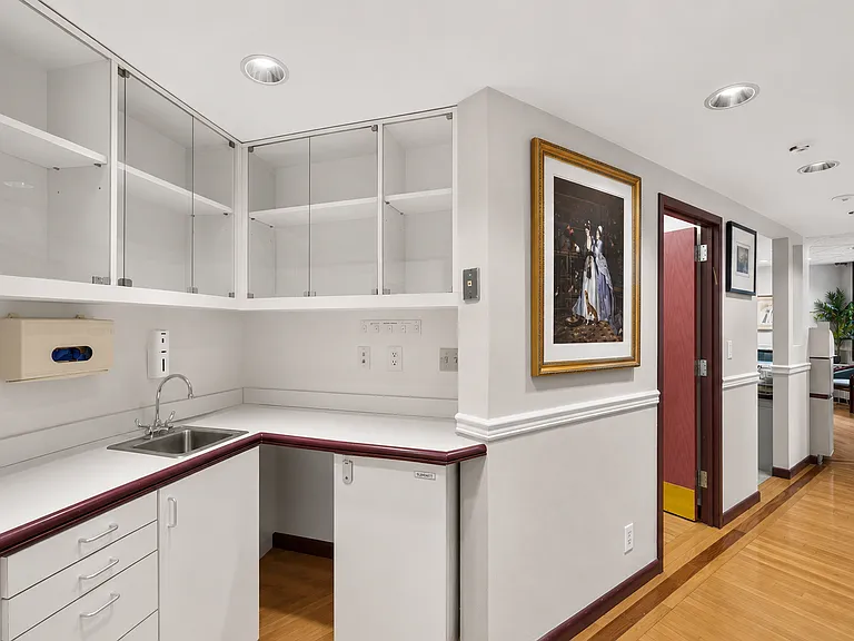 161 Madison Ave #10E — Photo 8