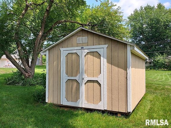 4th image of 2731 Harmony Dr