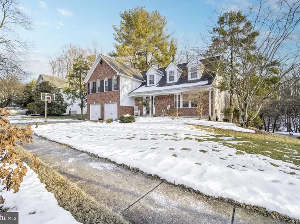 13301 Katrinka Dr, Bowie, MD 20720