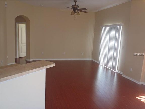3rd image of 3010 San Jacinto Cir