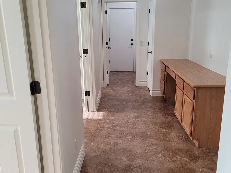 4516 E Willet St — Photo 12