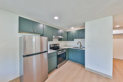 551 Elm St #19 Photo 1