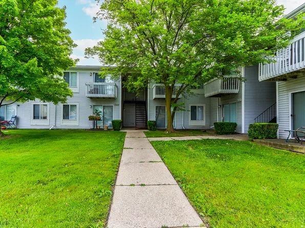 Springfield Village, 30601 Concord Ct #E0df3a8c5, Roseville, MI 48066