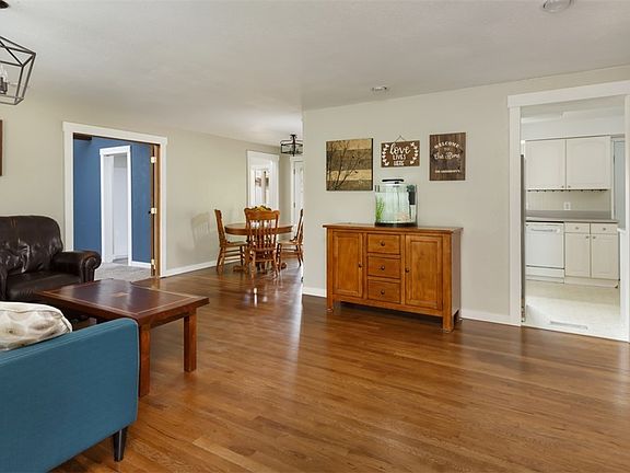 3rd image of 20320 Cypress Way