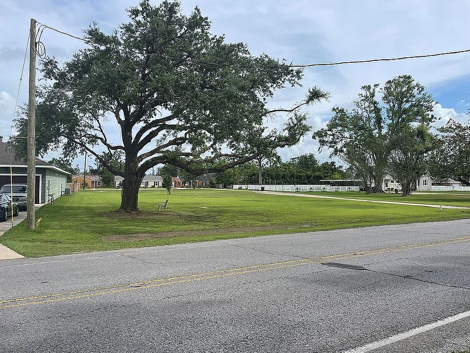 1st image of 1709 Bayou Black Dr
