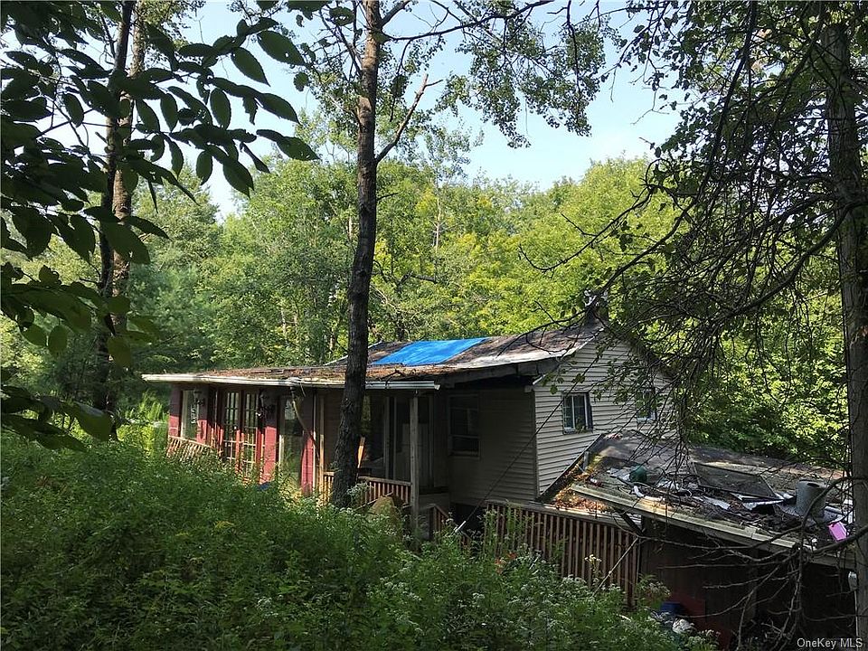 2nd image of 181 Treyz Rd