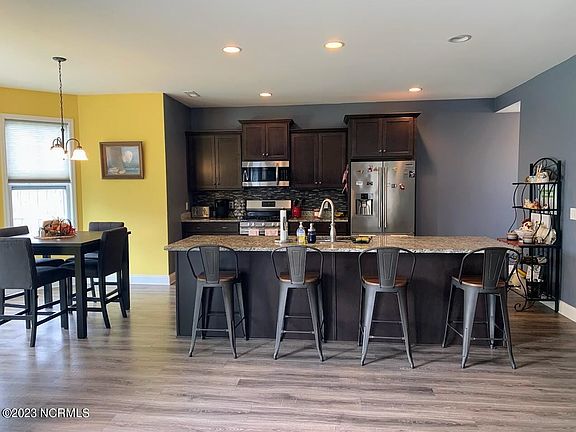 4th image of 9282 Cassadine Ct NE
