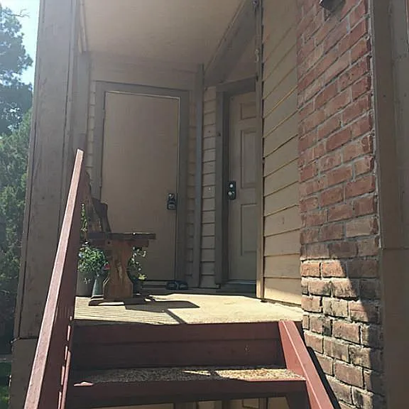 2402 Sycamore Ave #B3 — Photo 2
