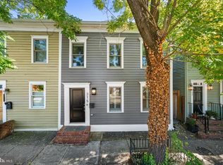 315 N Alfred St, Alexandria, VA 22314