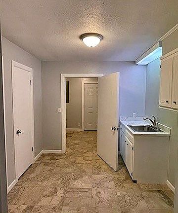 2nd image of 19705 Persimmon Ln