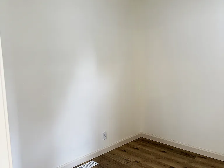 802 W Harvard St — Photo 11