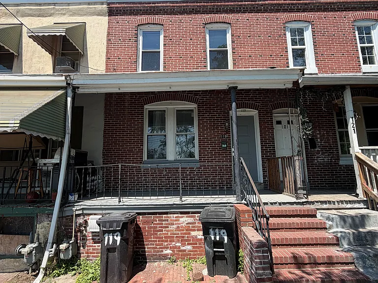 119 Pearl St #1 — Photo 1