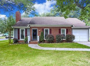 6701 Capstone Ct, Charlotte, NC