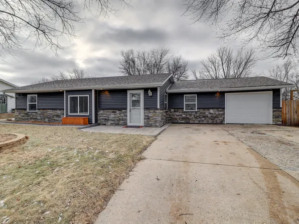 1212 Lincoln St, Rock Falls, IL 61071