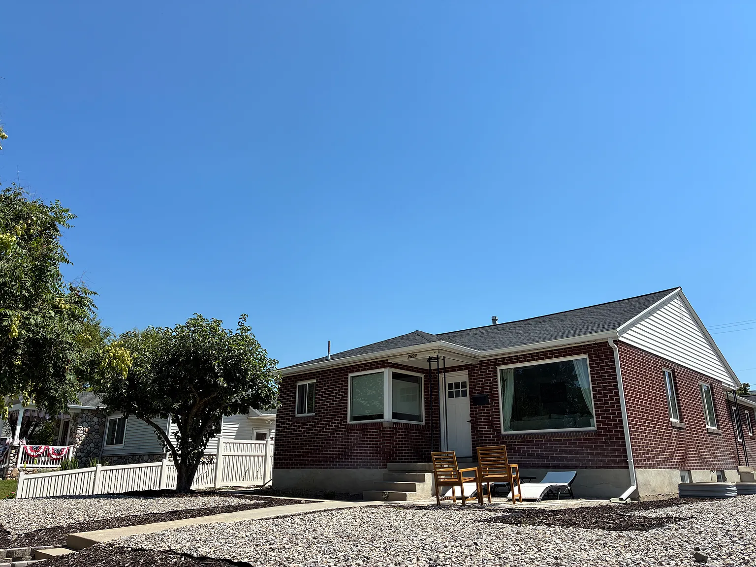 4 bed, 1700 sqft, $3,100 — Photo 2