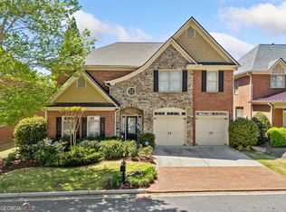 445 Wembley Cir, Sandy Springs, GA 30328