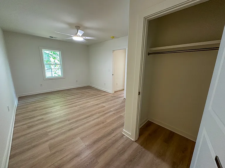 2346 Sorentrue Ave — Photo 9