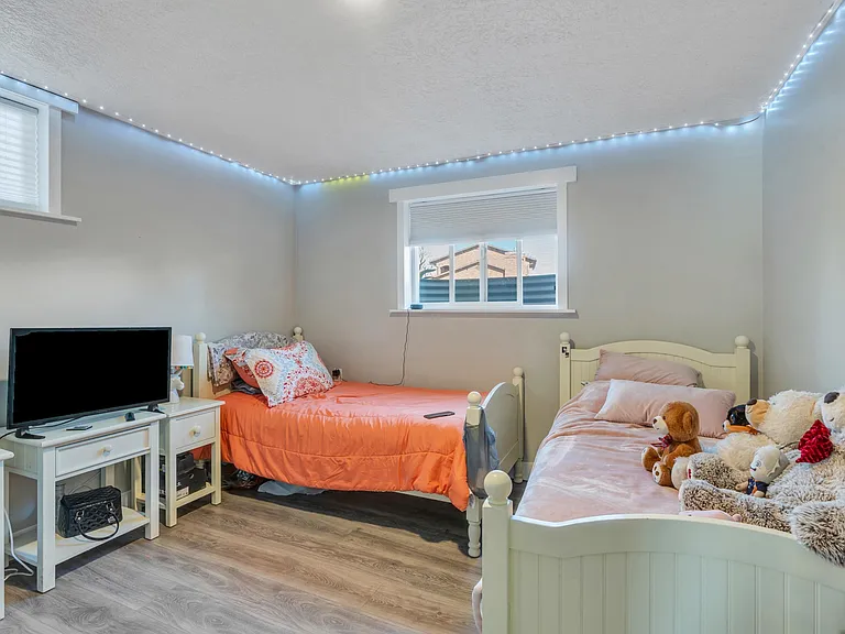804 Walnut Ave — Photo 6