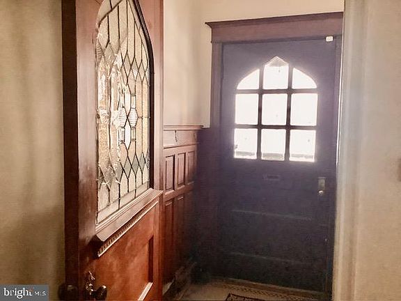 5th image of 614 Wynnewood Rd