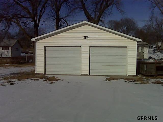 2nd image of 505 W Elkhorn Dr
