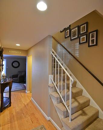 3rd image of 1545 Candlewick Ct