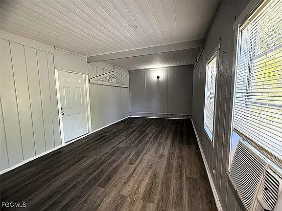 8239 Suncoast Dr #B — Photo 15